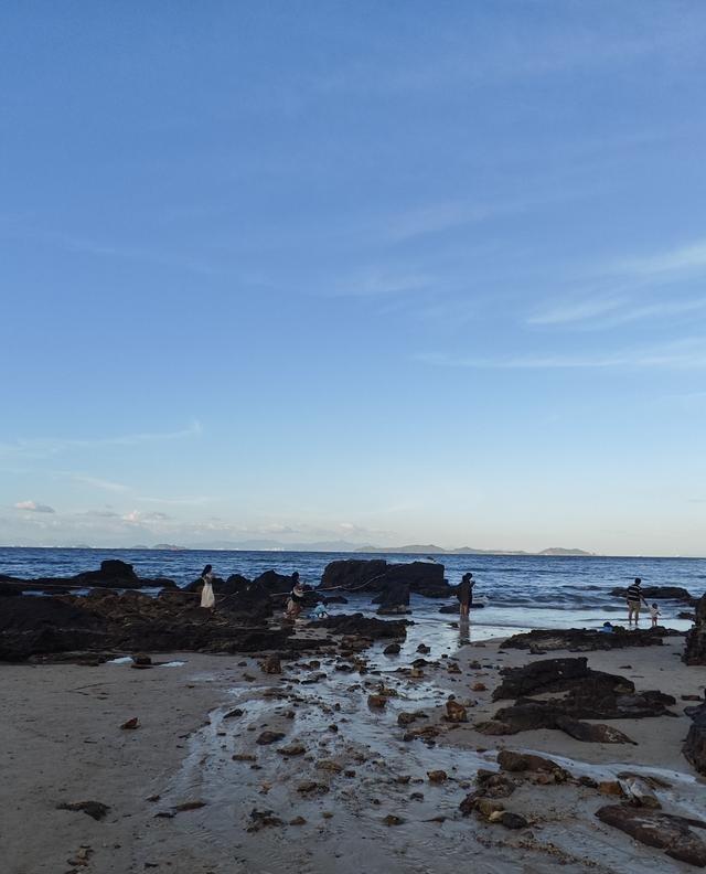 难道我们大陆对国民党没有讲清楚中华民国已经灭亡了吗？为什么国民党这些人总是要我们