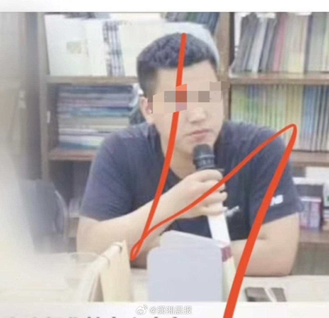 #女子提离婚被丈夫连捅数刀杀害#【女子提离婚7天后遭丈夫杀害，丈夫因“抑郁发作”