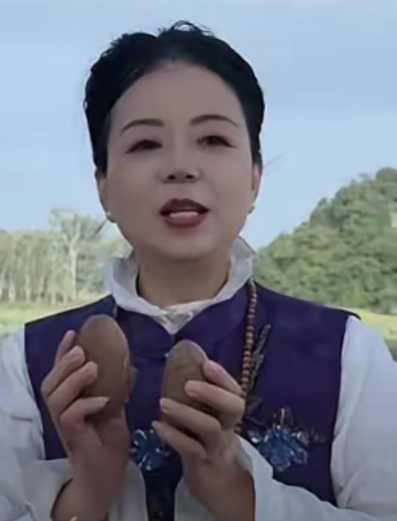 姐姐们家人们，大家好，刚刷到一段录屏，具体是谁我不点名，也不跟着传外号。里面有人