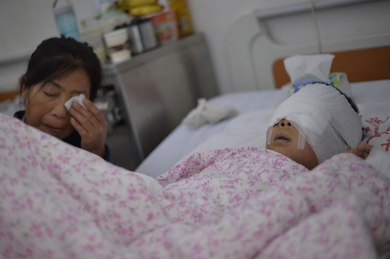 如何看待河南一小伙因酗酒双眼突然失明