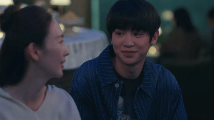 蒋欣一句话跟黄明昊和好知夏姐你忘了？上一集沈明辉还直呼阿姨呢，转头就被颜值俘获秒