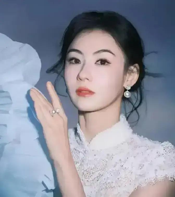 张柏芝直播随口聊：想要闺女，结果又来个臭小子，现在仨儿子组团拆家，奶粉钱和尖叫声