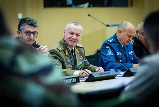 担心全球局势失控？北约极力邀请中方赴欧洲，举行防务磋商！3月18日，《南华早报》