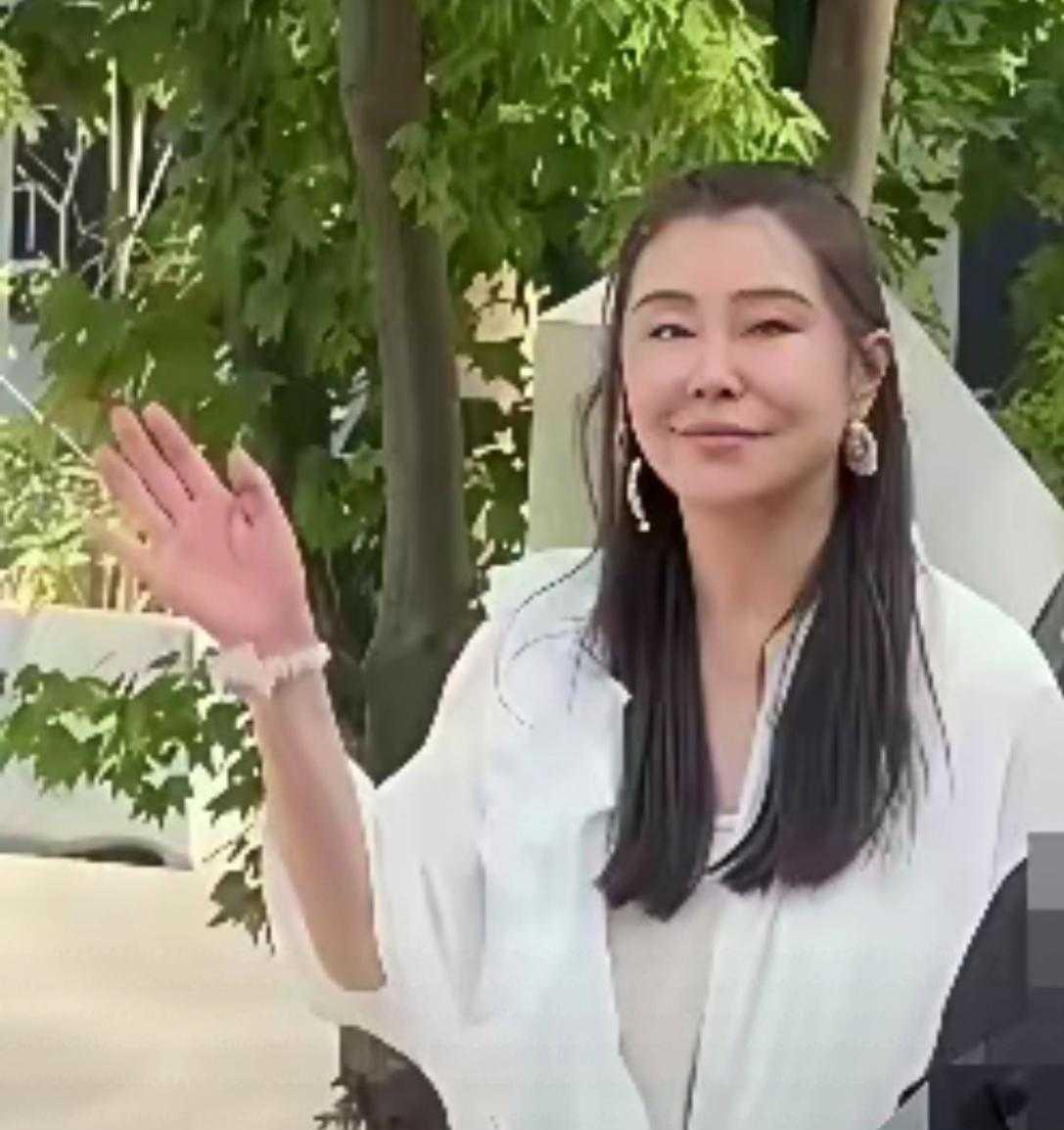 女大十八变，越变越随便