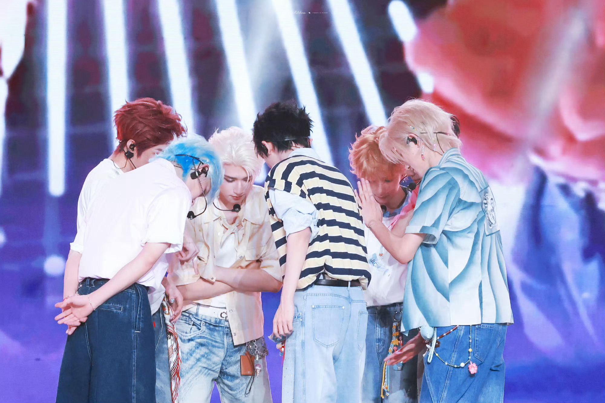 时代少年团🖤时代少年团加冠礼演唱会💛 时代少年团 肆载驰夏正风华“最灿烂的烟