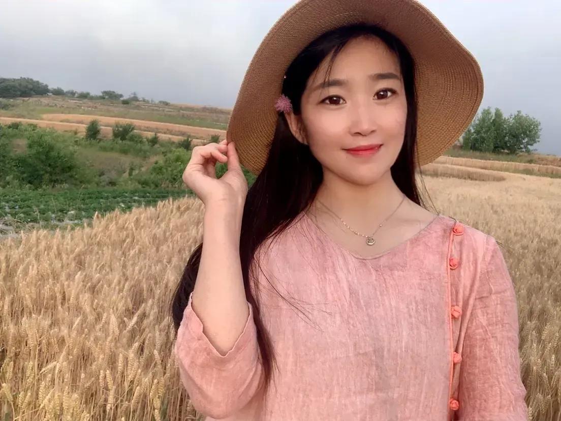 一转眼又过了一年，虽然我们未曾谋面，感谢你们一直以来对我的支持和陪伴，今天晚上7