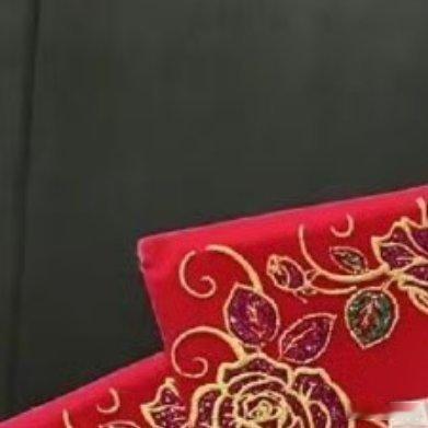 年轻时的我们想要很多很多的爱 如今的我们只想兜里有足够的钱 . ​​​