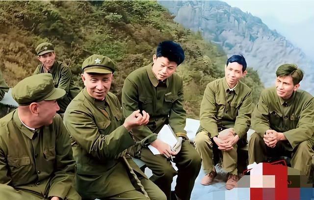 1978年，71岁粟裕大将重回安徽黄山谭家桥，与随行将士们坐在山巅交谈，感叹到：