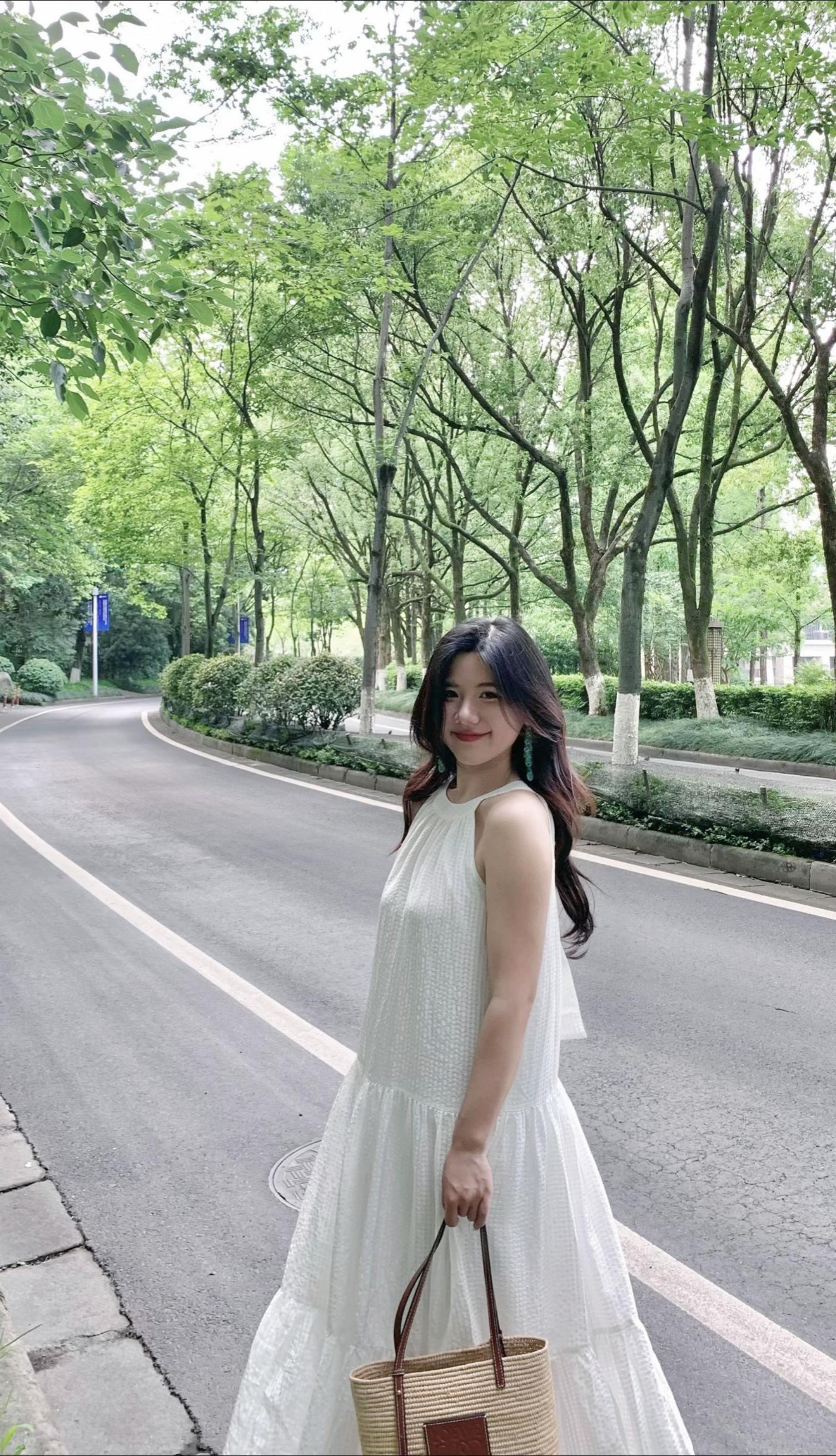 130斤，随性才是舒服的状态。