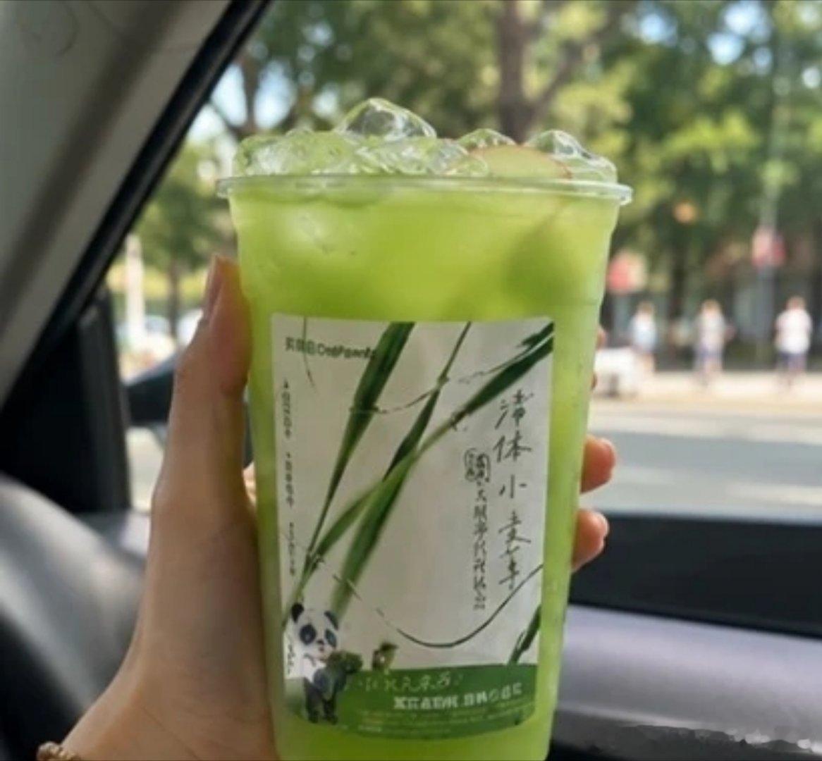 茶百道茶百道 他来了，茶百道带着小麦草来了！茶百道小麦草 7月10日鲜活回归！新