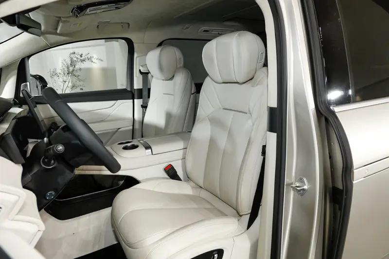 吉利银河V900限时开启先享计划 99元意向金享4重专属先享权益