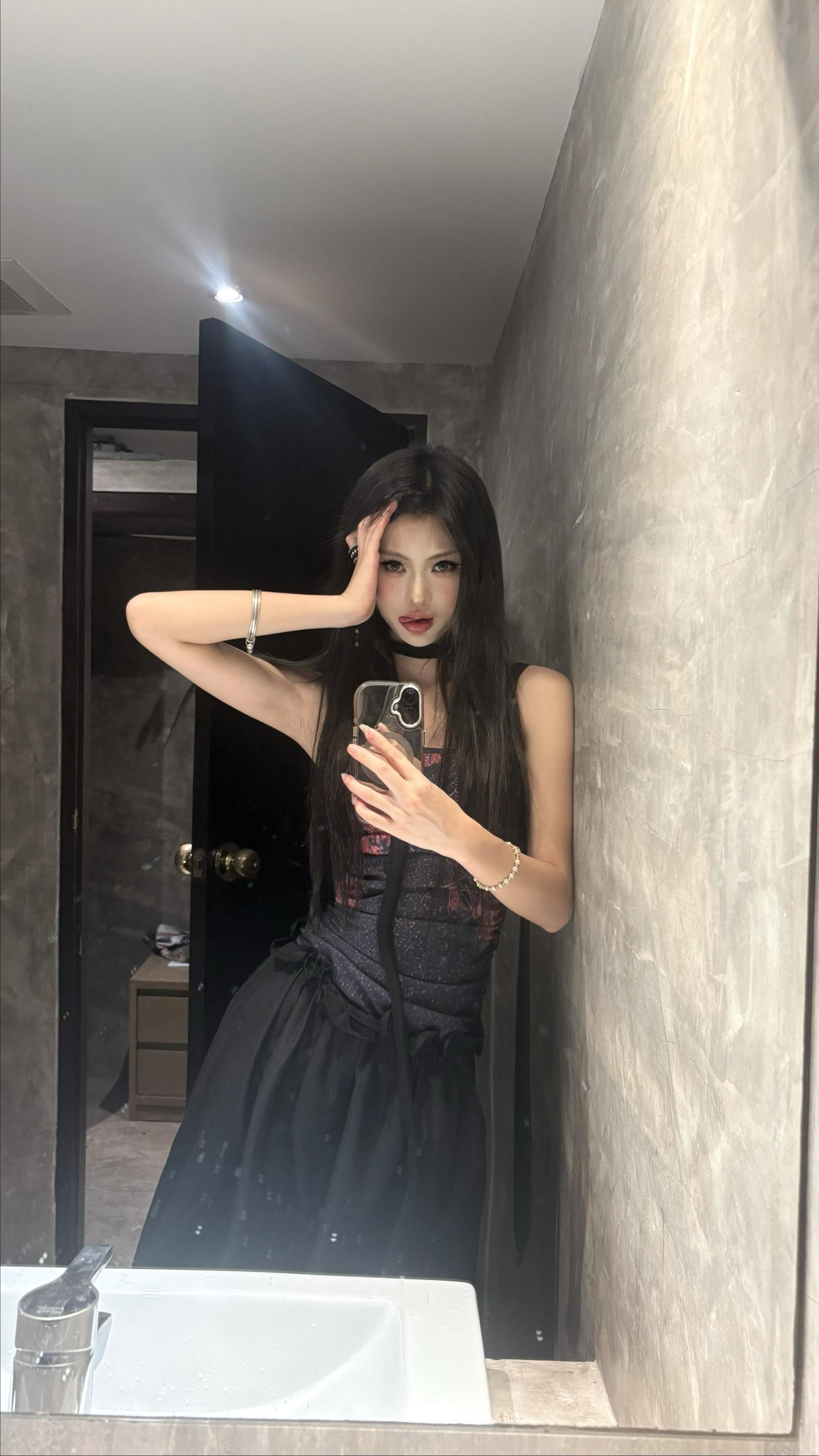 在骂我吗 听不懂 感觉像小狗撒娇