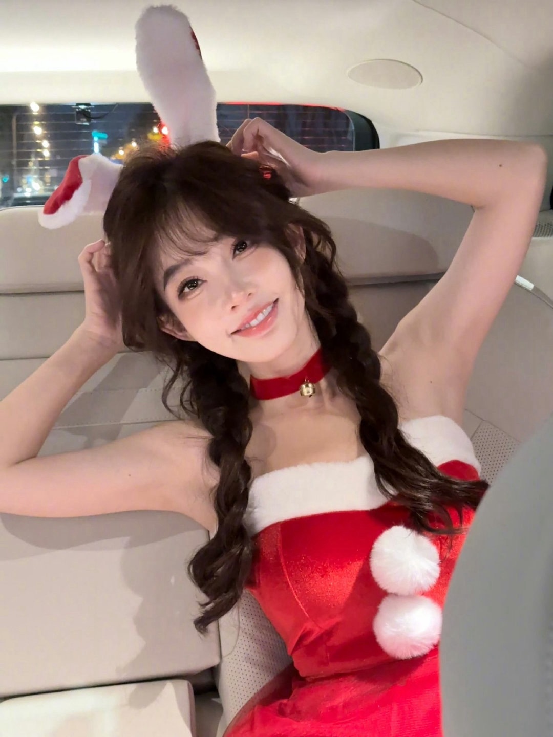 冯提莫圣诞营业照🎄 