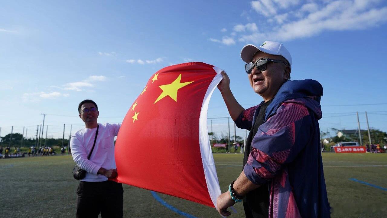 中国足球小将日本夺冠 中国足球小将创始人董路总结道：“这个年龄段的日本球员还是有