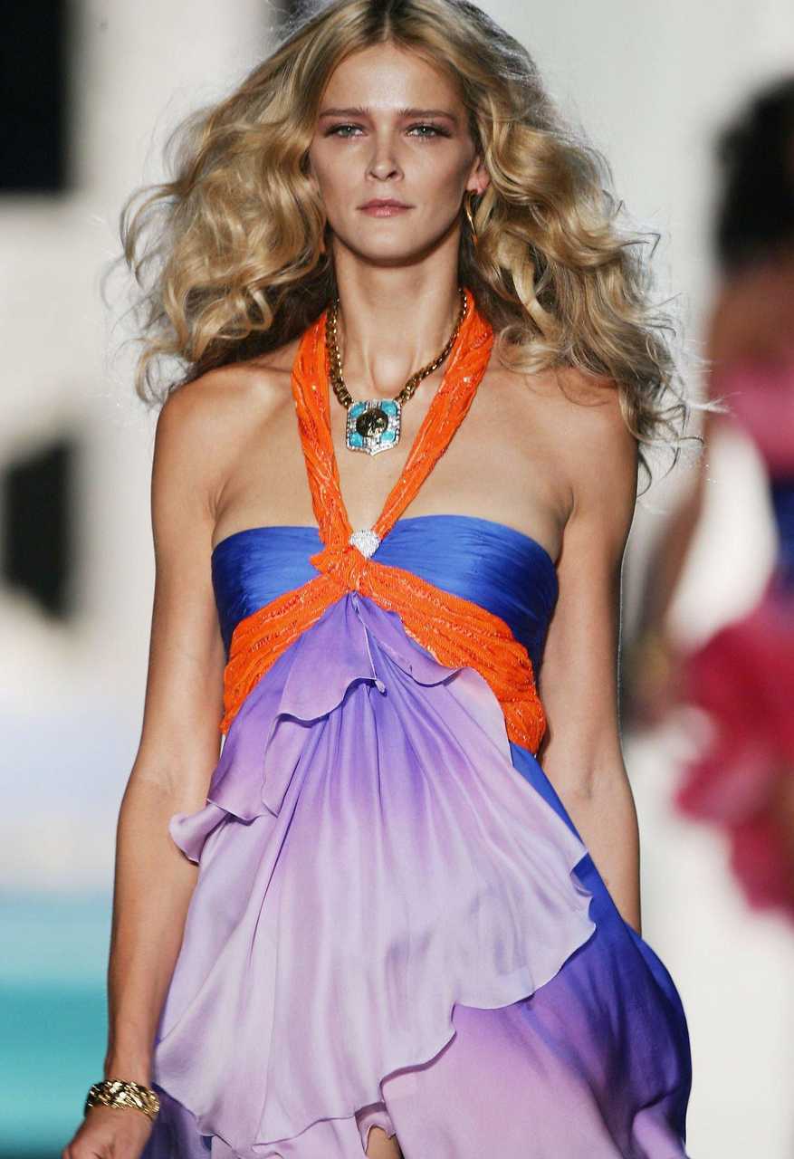 【来自投稿】Roberto cavalli罗伯托·卡瓦利2006年春夏秀场上的爱