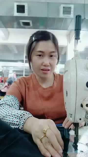 生产线女工只要是人长得漂亮，身材好，用不了多长时间，都会被领导安排到轻松点的岗位