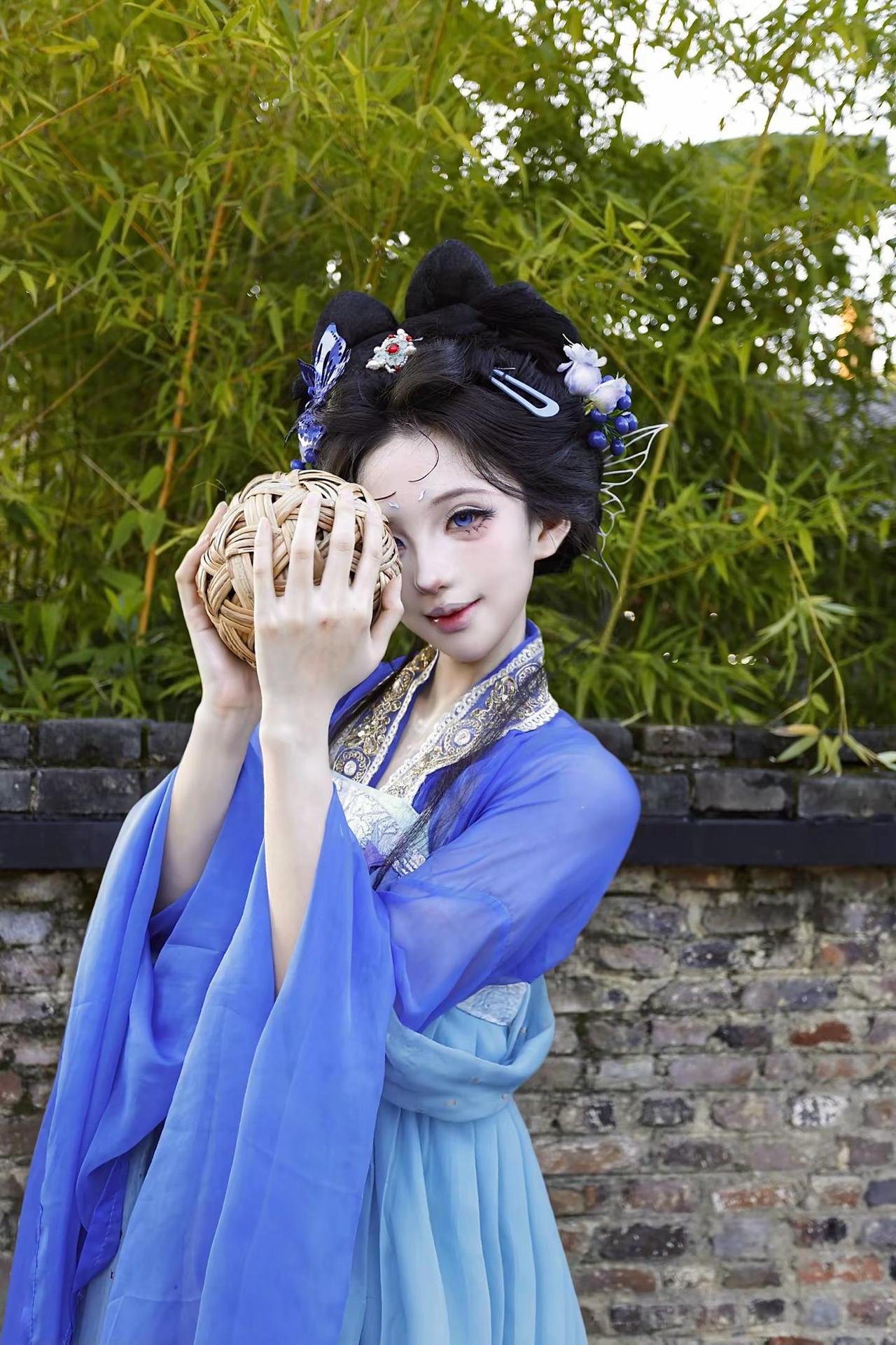 女儿心总如水 起伏而迂回汉服 甜妹 明媚