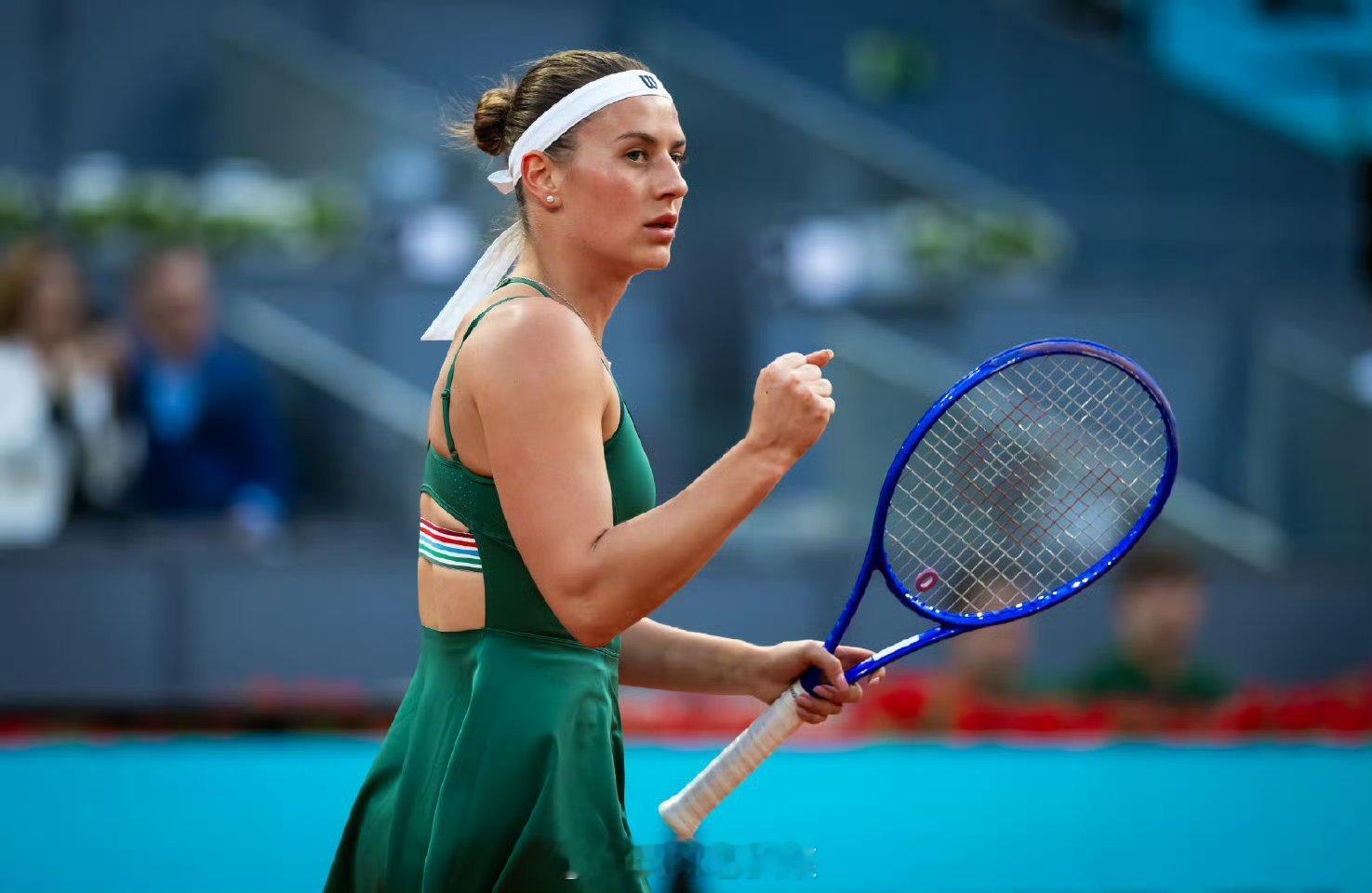 科斯秋克首进马德里四强WTA1000马德里站1/4决赛，26号种子科斯秋克以7-