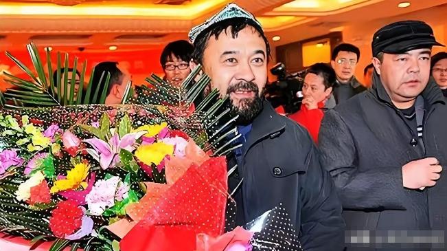 新疆一男子在退伍后，到贵州卖羊肉串8年，但每串的利润却不到3毛钱，谁知，就在这样