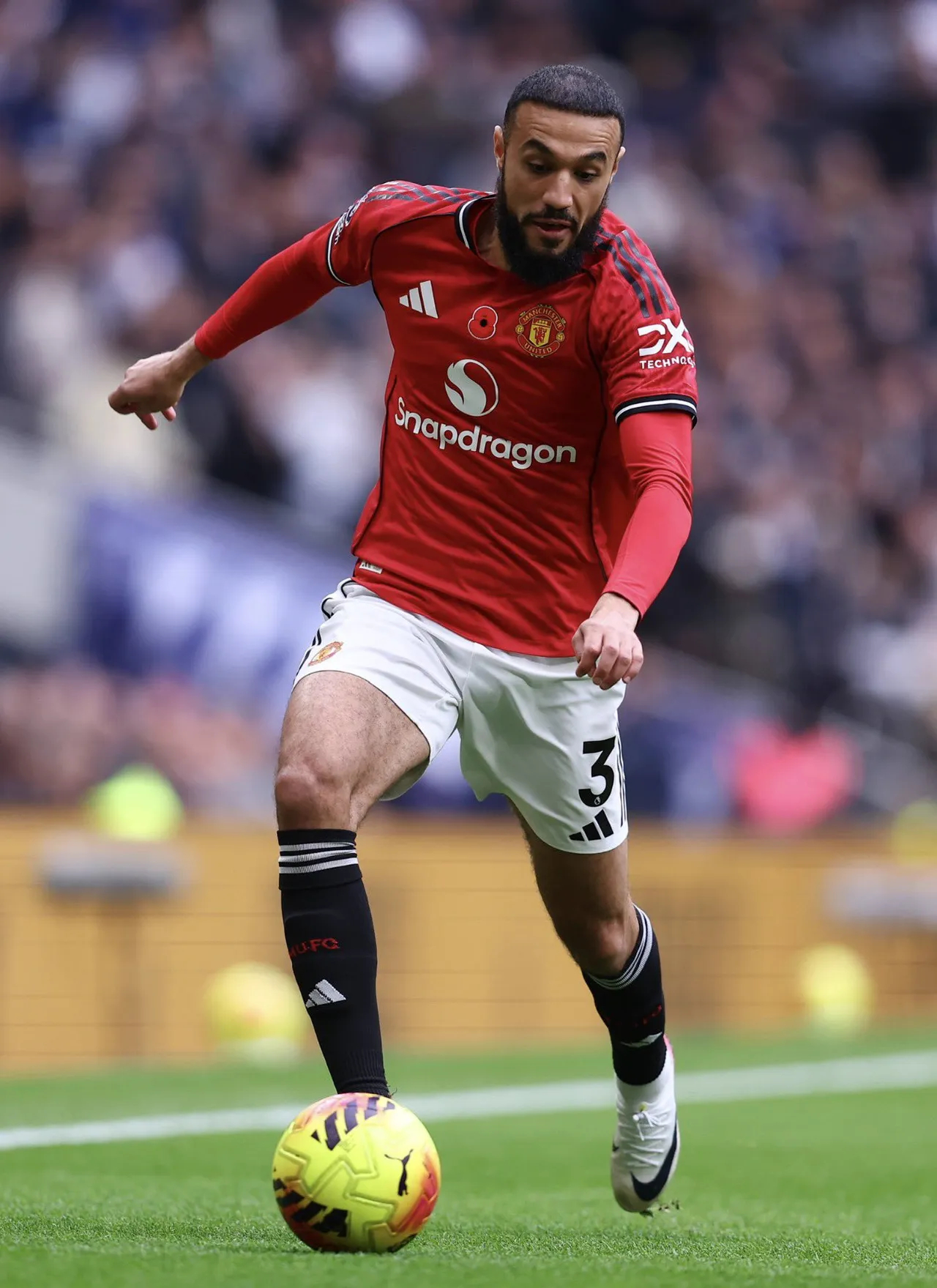 【曼联状告摩洛哥足协】曼联认为球队因周一出战赛事而受到了不公处罚，因为球队请求让