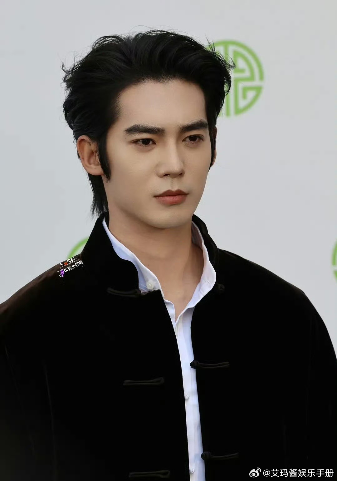 于适 侯明昊 陈都灵 李昀锐今日份活动状态，你Pick谁？ ​​​