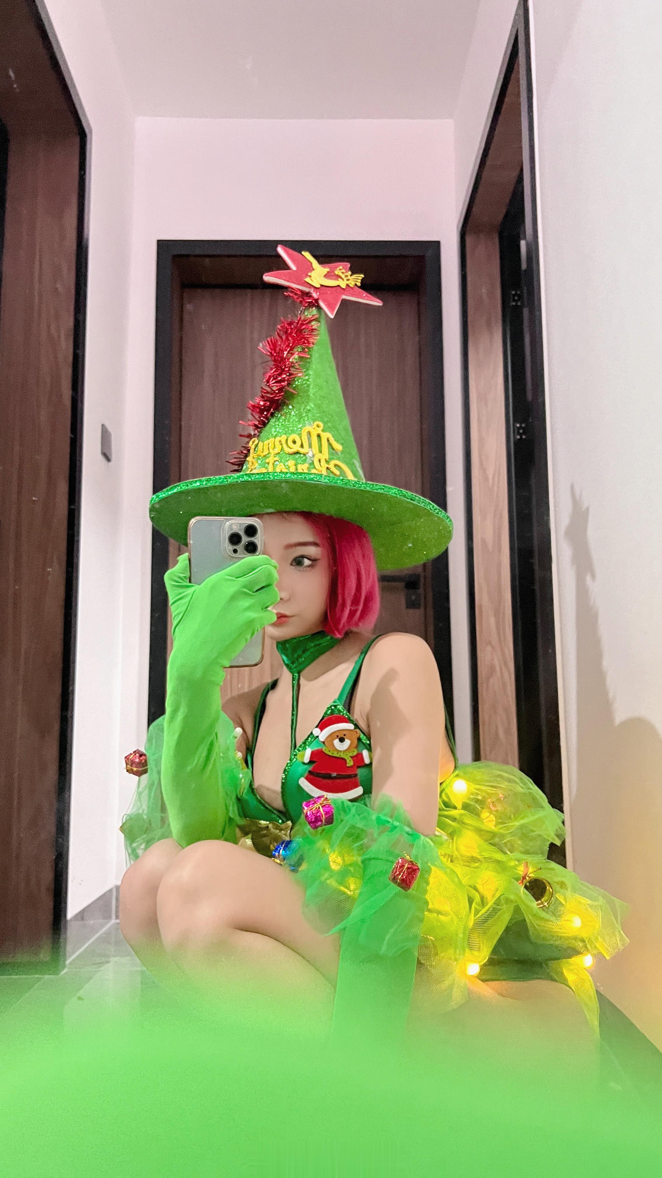 往日圣诞- 今年的圣诞战袍穿啥呢！#圣诞快乐# ​​​