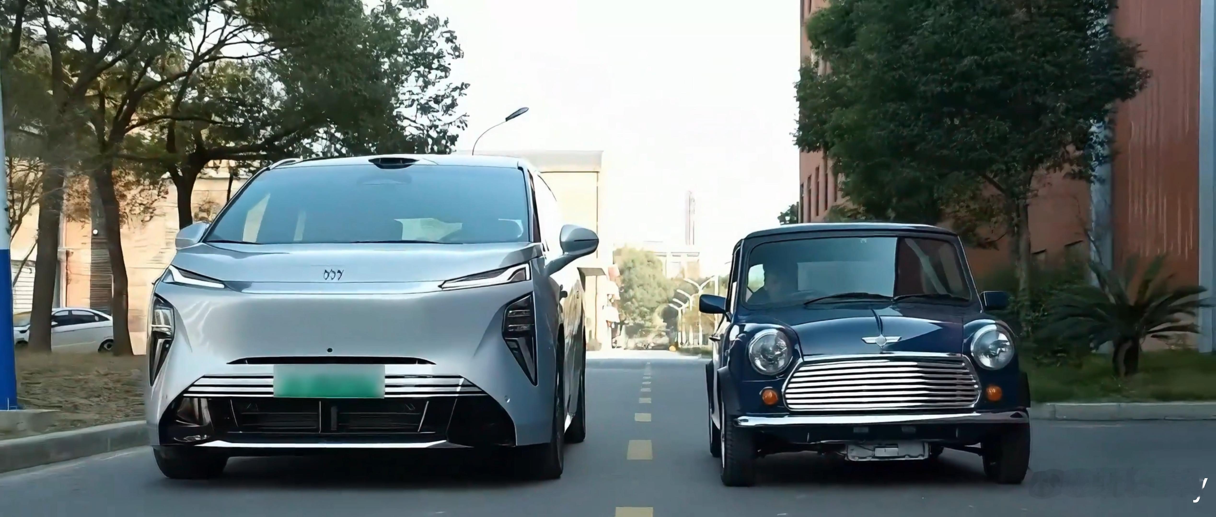 这次，我找到了一辆年龄比我还大的车：奥斯汀Mini，它将与别克最新的旗舰级MPV