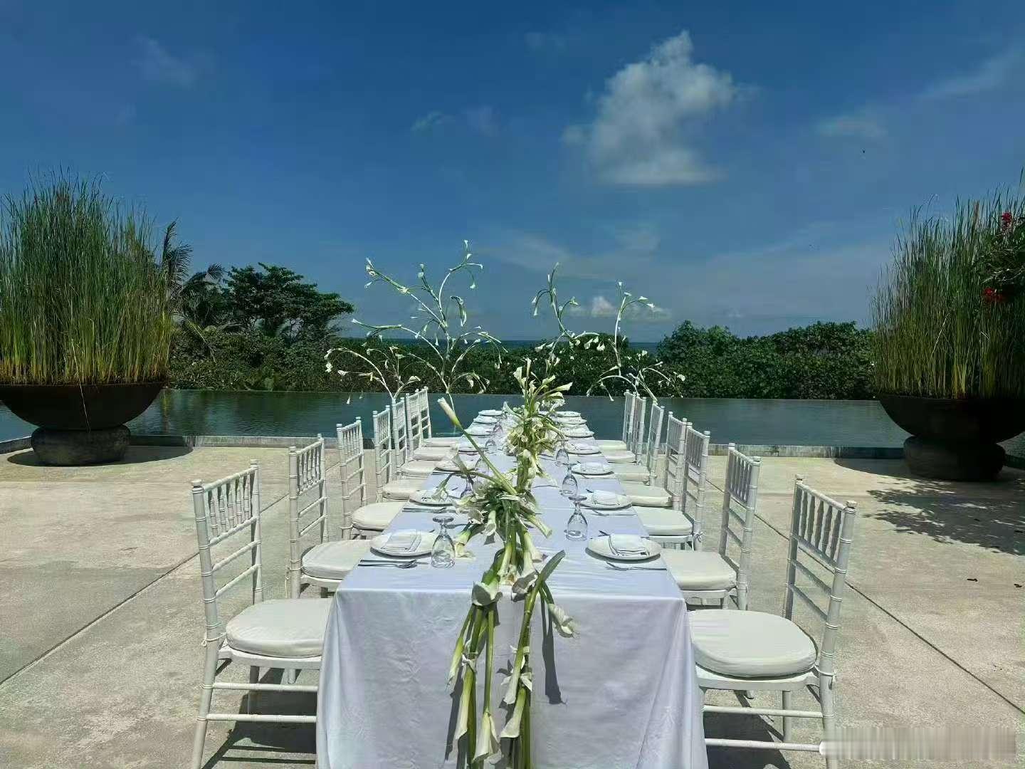 赵磊qko请站姐去婚礼现场赵磊邀请站姐参加婚礼哈哈哈哈 ​​​