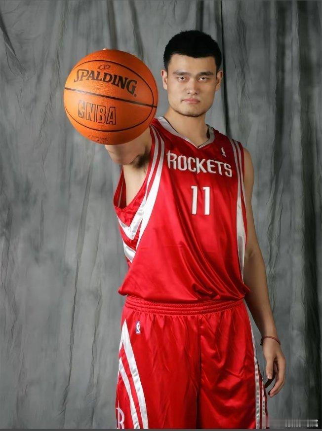 姚明将参加冬奥会开幕式 米兰冬奥会开幕式再添中国面孔！姚明抵达米兰将亮相开幕式+