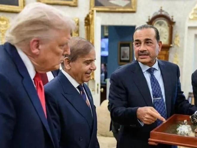 8票对4票！美众议院法案通过，特朗普大笔一挥，先废掉中方王炸

如何向国会要钱，