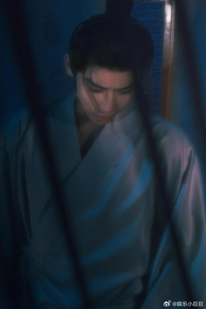 韩辽 上位者的落魄仿佛春药代高政塑造的韩辽太绝了，从前意气风发手握权势，跌落后满
