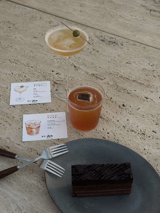 （昆明）在市中心独栋𝚋𝚊𝚛🍸喝到的细糠。。。