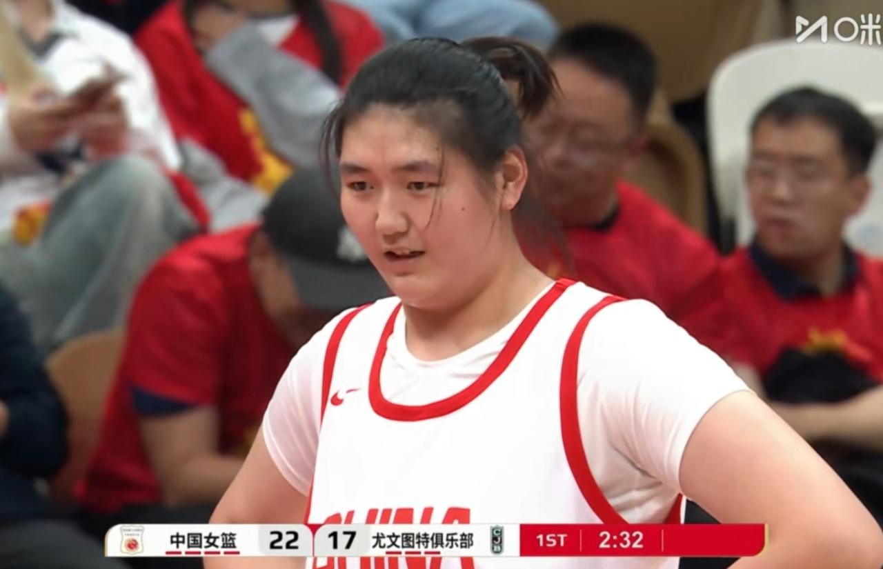 中国女篮与尤文图特的第二场热身赛正在进行中，打得好坏暂且不提，就这个磨合真是一个