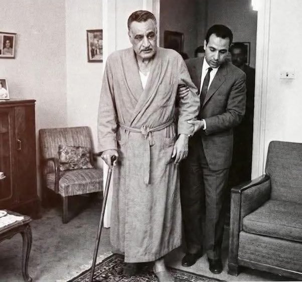 🇪🇬1970年9月28日，阿拉伯国家首脑会议在开罗结束后，贾迈勒·阿卜杜勒·