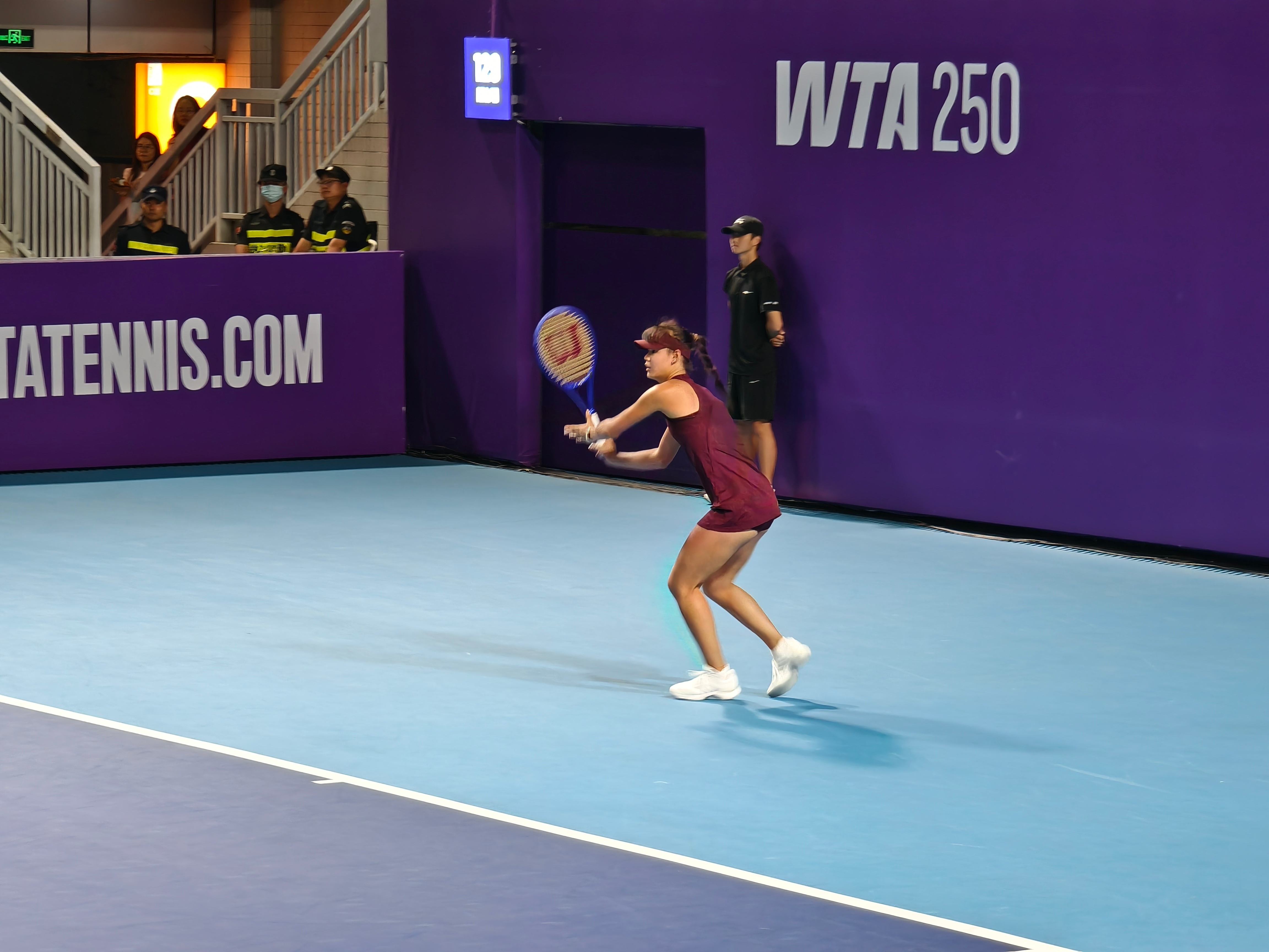 【孙心然晋级广网次轮】🇨🇳广州WTA250女单首轮🇨🇳孙心然6-3/6-