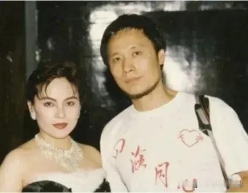 高大林愧对千百惠

年仅62岁的台湾籍歌手千百惠在大陆病逝，而她曾经的挚爱、前夫