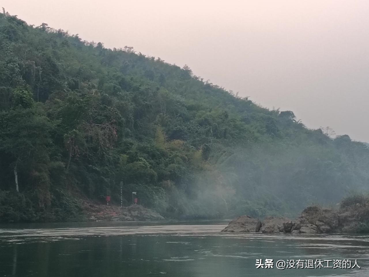 我今年53岁了，一套房都没有买过。

以前是买不起，首付款倒是够交，但一想到要背