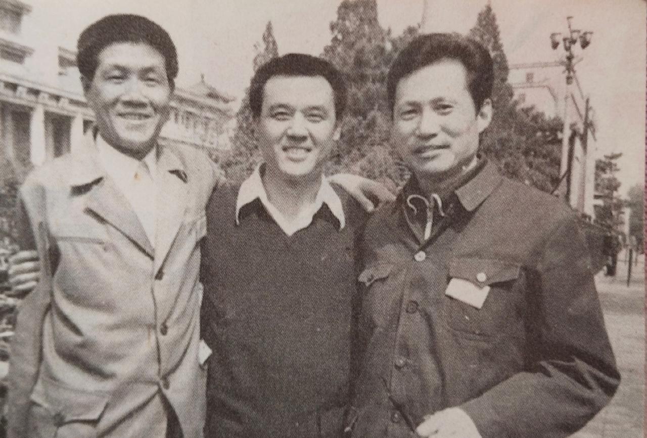 80年代，特型演员孙飞虎、达式常、智一桐，一张罕见的合影，三人都是七八十年代国内