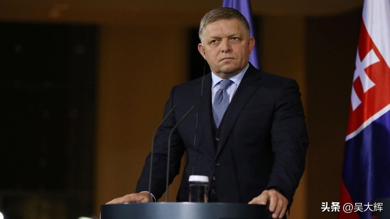 斯洛伐克警方已对总理菲佐启动调查

菲佐涉嫌叛国、滥用职权及其他一系列罪行。针对