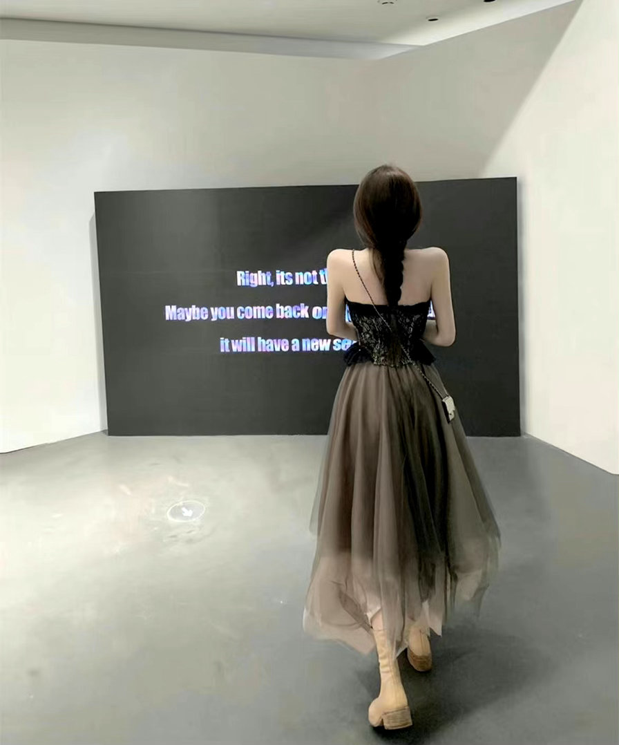 “时间会让你看清每一张脸，久伴会让你知道每一颗心。” ​​​