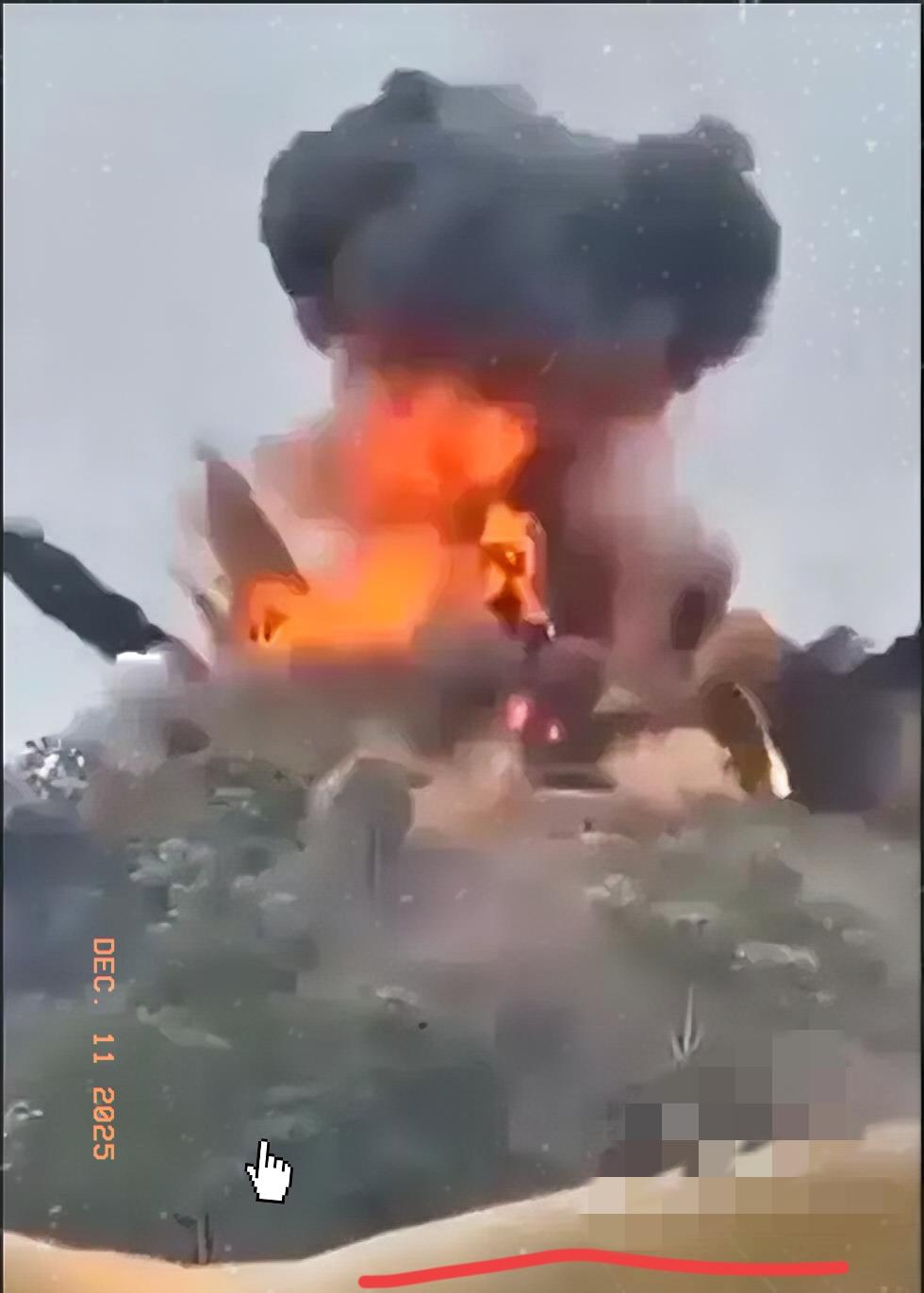 多名将军战死，柬埔寨绝命大反攻！5000枚火箭弹铺天盖地轰炸，中国火箭炮轰炸关键