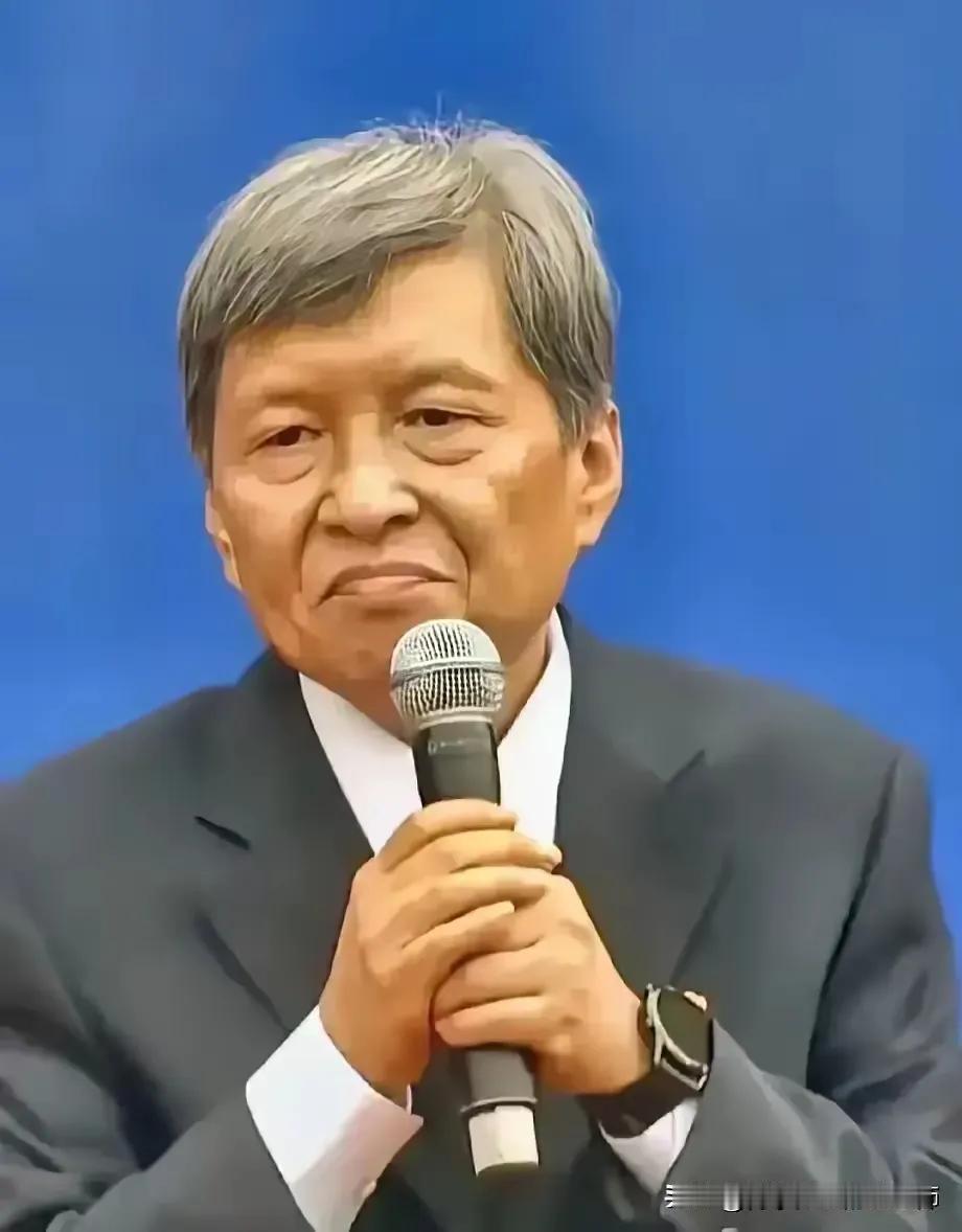 安全工作的结果是一面有存储功能的镜子

首先，安全工作的结果如同一面清晰的镜子，