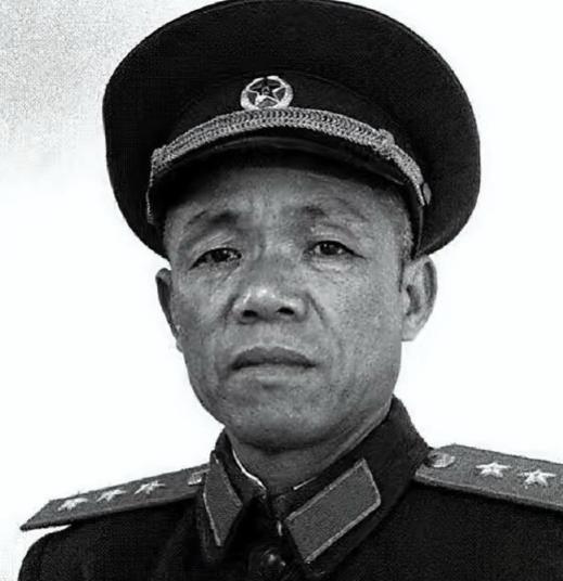 1950年，看到登岛名单满是副职，韩先楚当场动怒：没人敢带头，我亲自冲第一波！