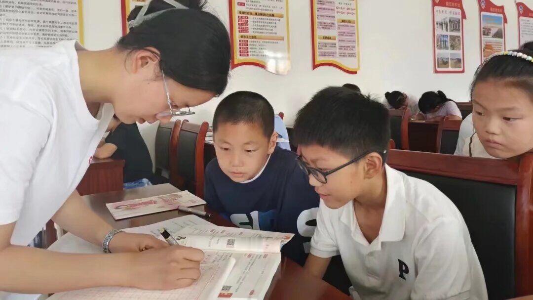 2025年1月16日，曲阜师范大学政治与公共管理学院“智未来”社会实践队参与由日