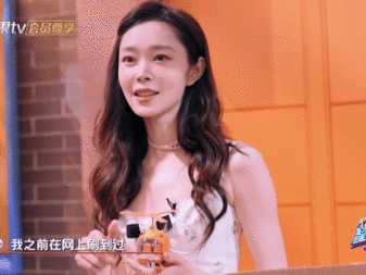 宋轶李昀锐竟然是校友李昀锐送舒克贝塔手办已经够童趣了，结果和宋轶还是校友？这波缘