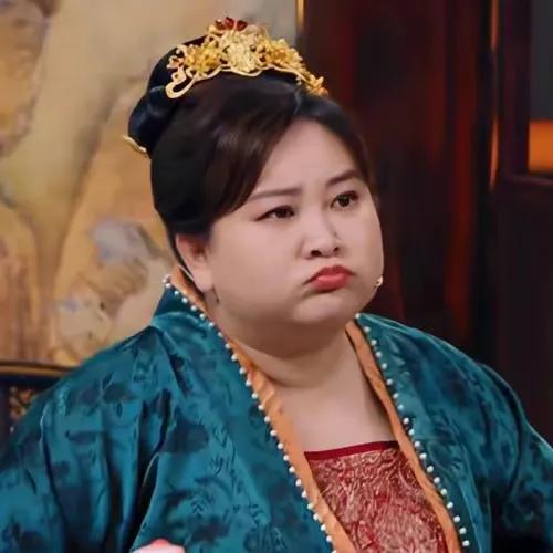 今天，要问哪部电影是这个春节档最后的赢家？我估计大家都会说贾玲的《热辣滚烫》，为