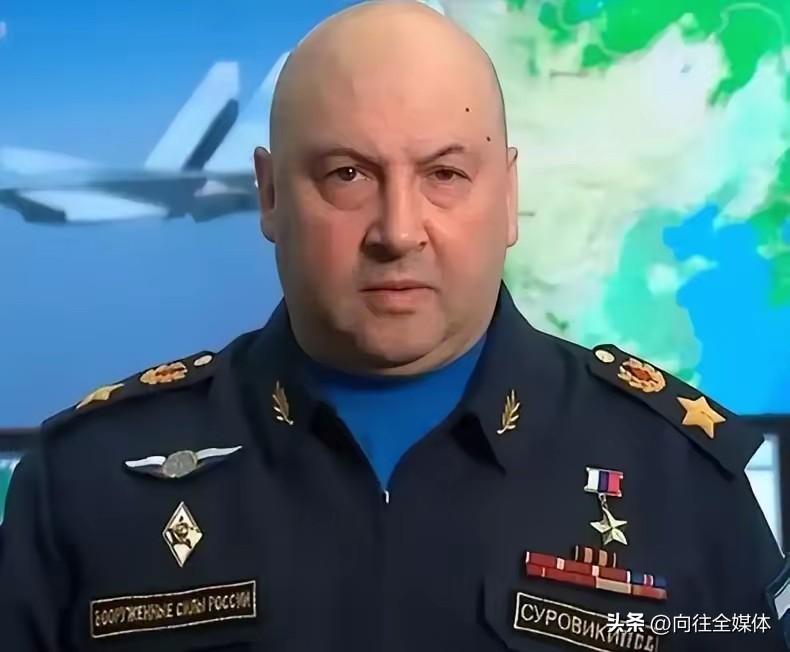 战场攻守彻底逆转！俄军从前线抽调数百套防空武器，死守莫斯科陷入两难困局
 
俄乌
