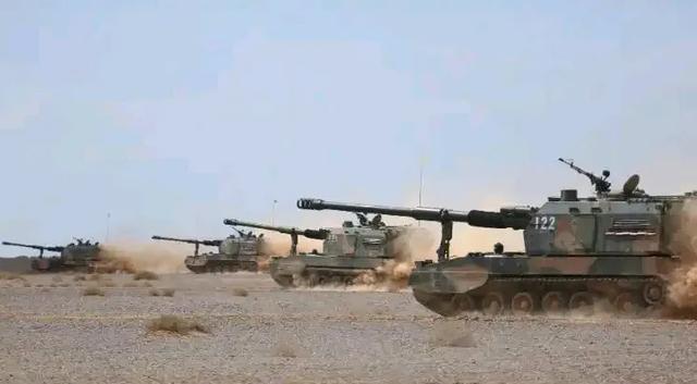 中国是目前地球上唯一既有152毫米炮弹，又有155毫米炮弹的国家。因为，中国以前