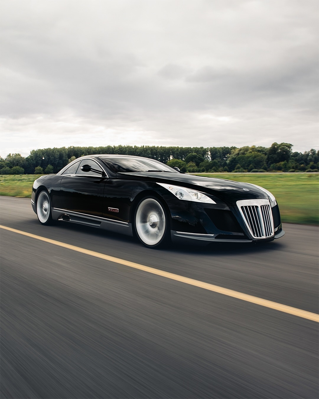 全球仅此一辆的独行者Maybach Exelero简直就是“无价之宝”[哇]，前