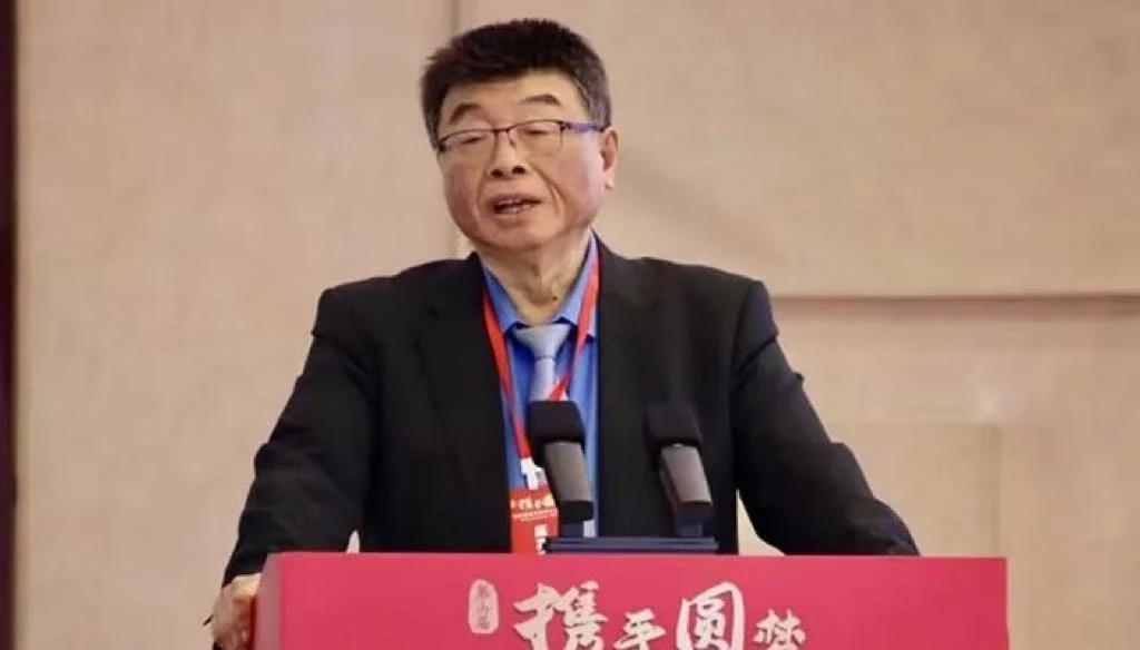 邱毅在新疆发声，特别提及一句话，黄智贤应该感到惭愧，不简单

日前，第六届“携手
